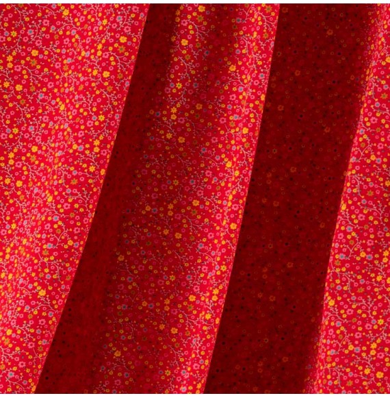 Tissu-viscose-rouge-petites-fleurs