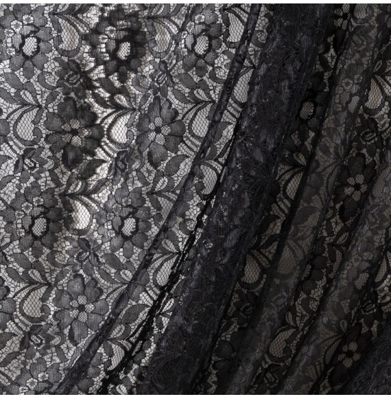 Tissu-dentelle-viscose-noir-fleuri