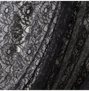 Tissu-dentelle-viscose-noir-fleuri