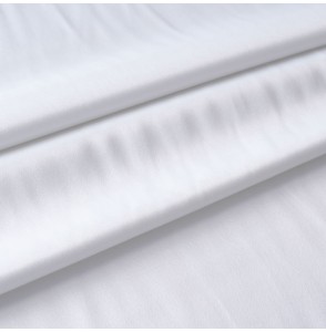 Tissu-crêpe-satin-en-viscose-blanc