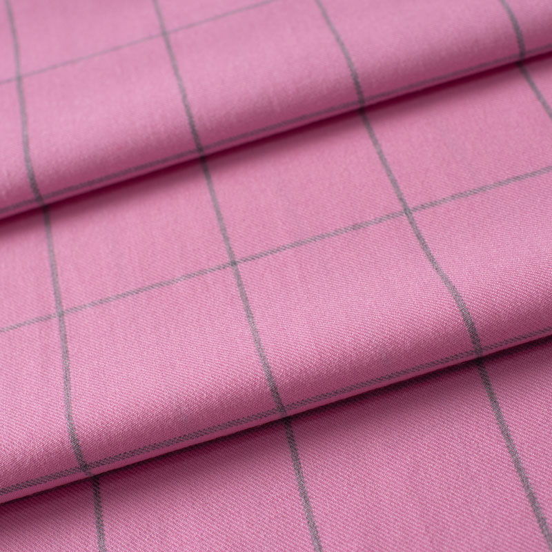 Tissu-vintage-pure-laine-tissé-en-Italie-vintage-carreaux-verts-sur-fond-rose