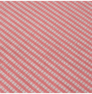 Tissu-vintage-pure-laine-tissé-en-Belgique-haut-de-gamme-vichy-rose-et-blanc