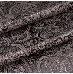 Tissu-jacquard-lurex-cachemire-argent-noir