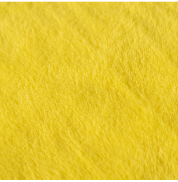 Tissu-fourrure-poil-court-jaune-clair