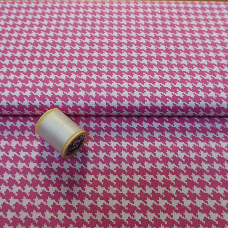 Coupon-1m80-tissu-coton-vintage-pied-de-poule-rose-et-blanc