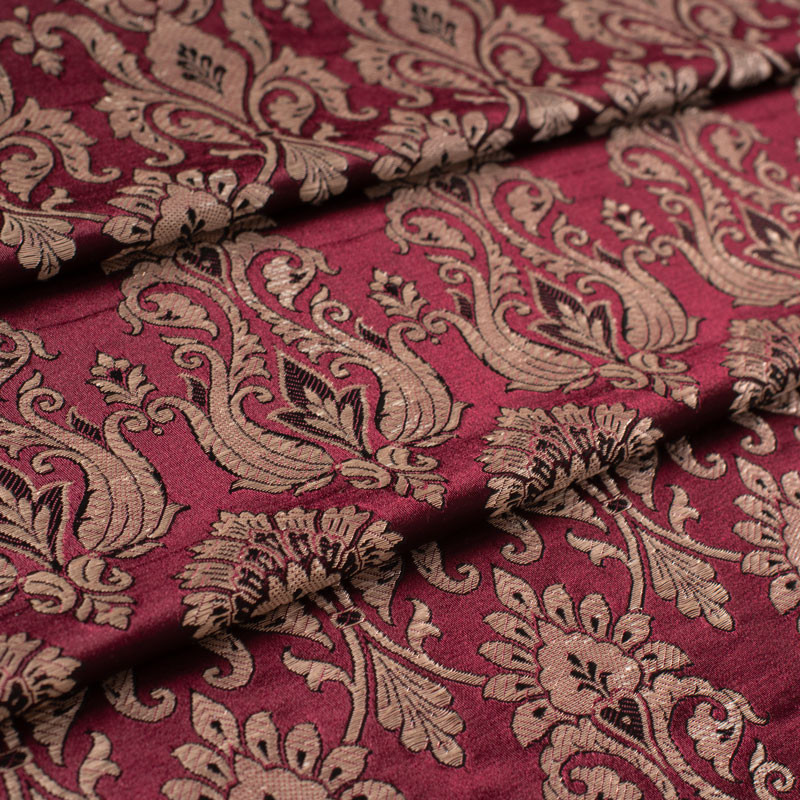 Stof-brokaat-110cm-aubergine-champagne-indisch