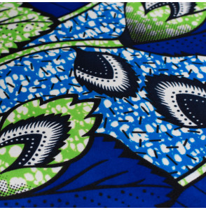 Tissu-esprit-wax-bleu-fleur-verte