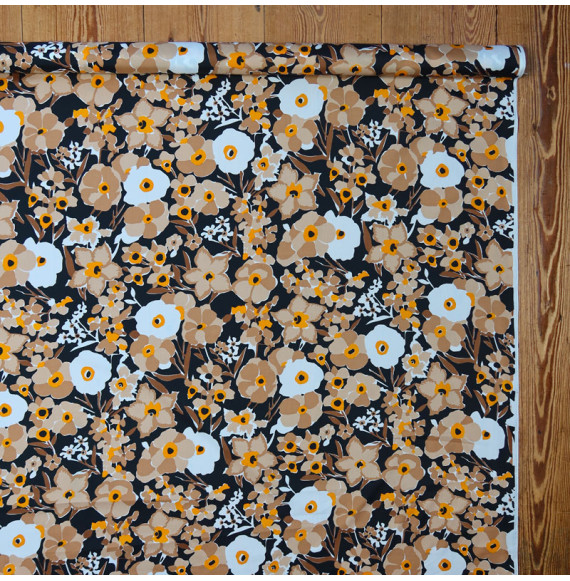 Coupon-twill-2M50--fleurs-brunes-et-blanches-sur-fond-noir