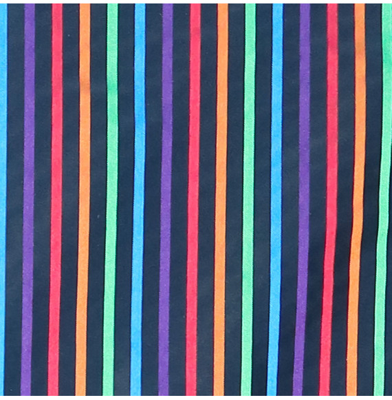 Coupon-soie-3M80--lignes-multicolores-sur-fond-noir