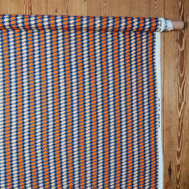Coupon-laine-extensible-2M80-haut-de-gamme-motif-bandes-tissées-bleues-et-oranges