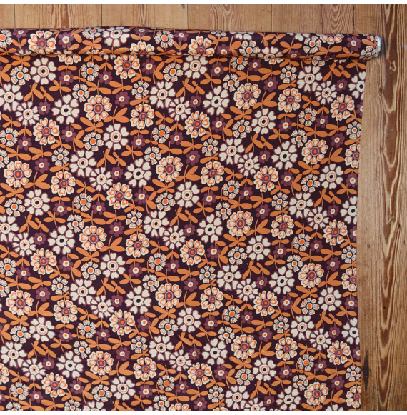 Coupon-soie-4M50-haut-de-gamme-floral-beige-et-orange-sur-fond-brun