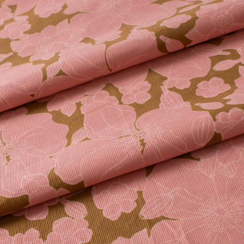 Tissu-velours-côtelé-fleuri-rose-et-ocre