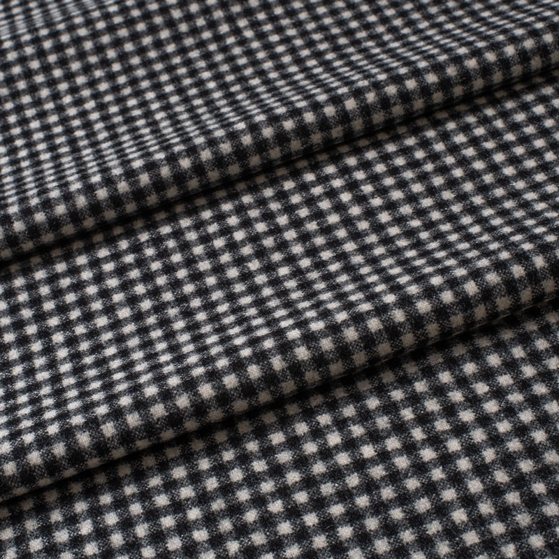 TISSU-EN-LAINE-FIN-FLANEL-VICHY-NOIR-ET-BLANC