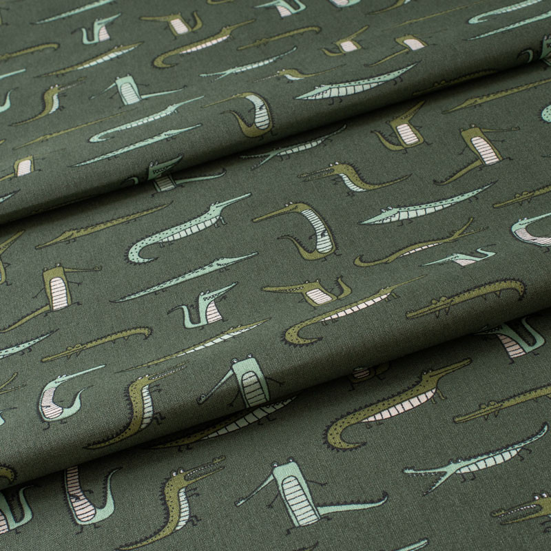 Tissu popeline de coton vert imprimé crocodile