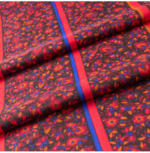 TISSU-LAINE-FINE-ET-DOUCE-DE-LA-MAISON-ABRAHAM-FEUILLAGE-BORDEAUX-ET-ROUGE-SUR-FOND-LIGNÉ
