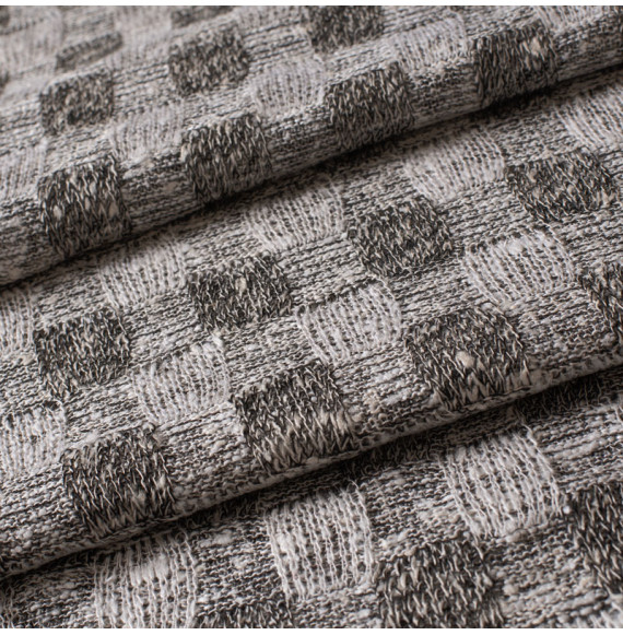 TISSU-MAILLE-EXCEPTIONNELLE-EN-LAINE-ET-SOIE-AGNONA-MADE-IN-ITALY-VICHY-NOIR-ET-BLANC