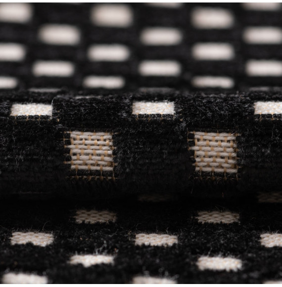 Tissu-velours-petit-carré-noir