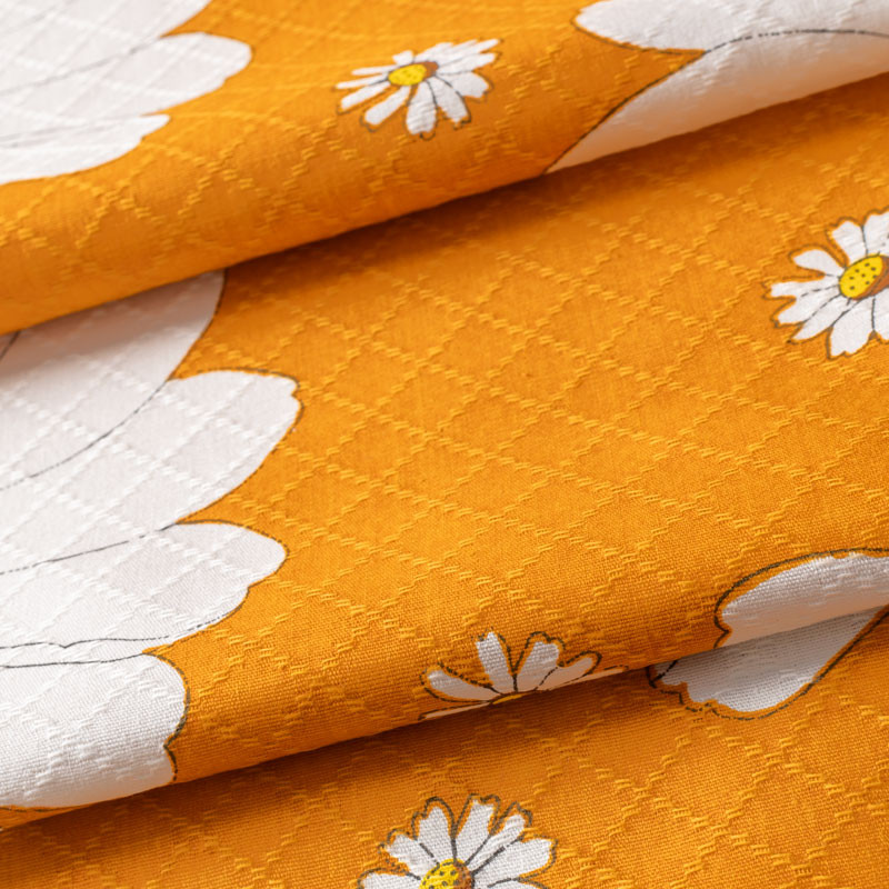 TISSU-VINTAGE-AUTHENTIQUE-DES-ANNÉES-60-70-MARGUERITES-BLANCHES-SUR-FOND-ORANGES