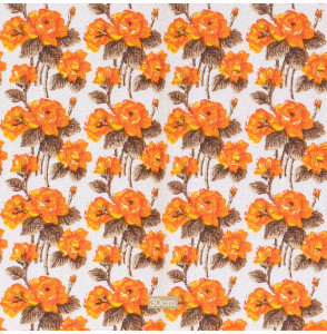 VINTAGE-BADSTOF--AUTHENTIEK-UIT-DE-JAREN-60-EN-70-KLEINE-ORANJE-BLOEMEN-OP-EEN-WITTE-ACHTERGROND