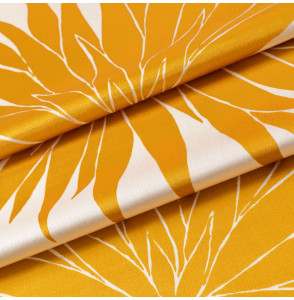 TISSU-VINTAGE-AUTHENTIQUE-EN-TOILE-DE-COTON--SATINÉE-CHRYSANTHÈME-OCRE-SUR-FOND-BLANC-CASSÉ