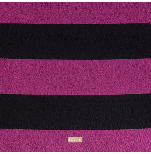 TISSU-GAUFRÉ-LIGNÉ-FUSCHIA-ET-NOIR