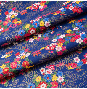 Tissu-coton-bleu-esprit-japonais-fleuri-doré