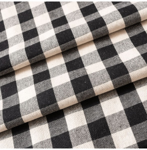 Tissu-coton-naturel-vichy-noir
