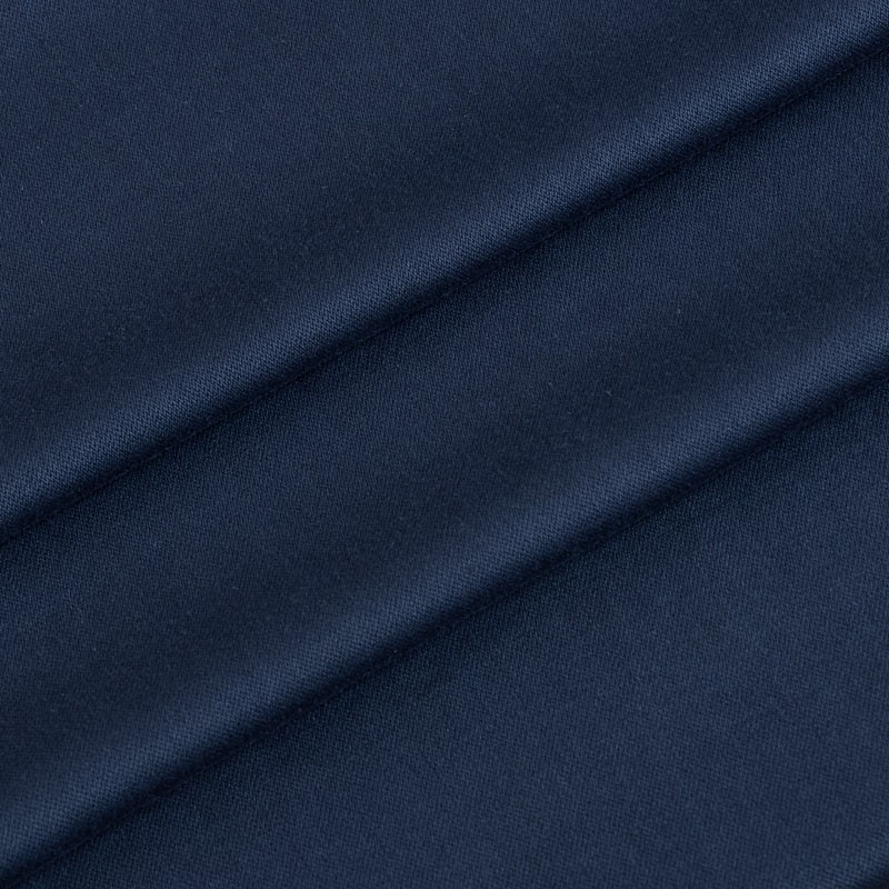 Tissu-lin-et-soie-bleu-marine