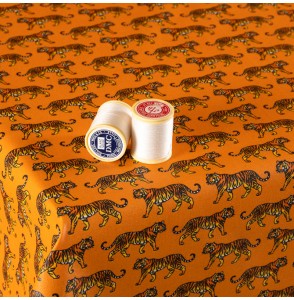 Tissu-coton-enduit-orange-tigre