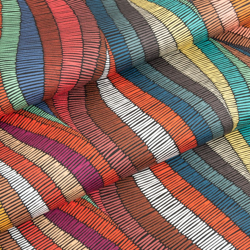 Tissu-extèrieur-ethnique-multicolore