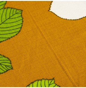 Tissu-vintage-authentique-ocre-feuilles-vertes