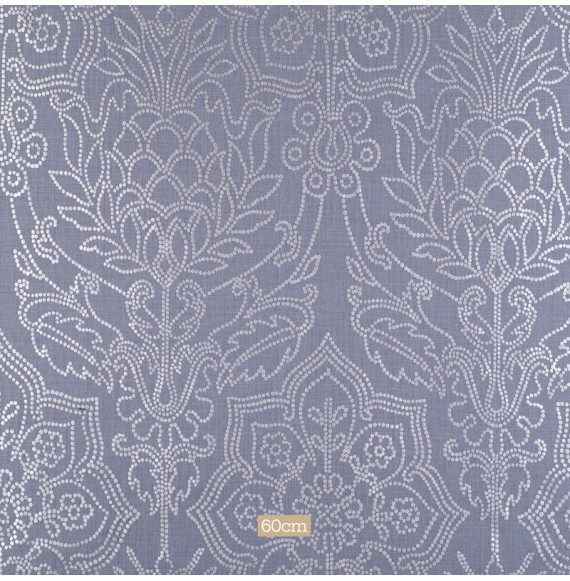 Grijs-linnen-meubelstof-met-zilveren-reliëfprint