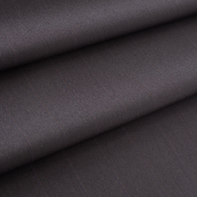 Tissu-en-laine-légère-et-souple-gris-foncé-très-finement-rayée
