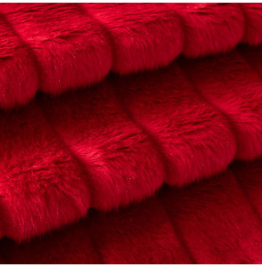 Tissu-fausse-fourrure-taillée-rouge