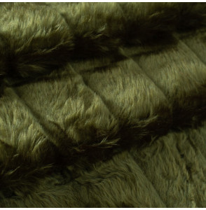 Tissu-fausse-fourrure-taillée-vert