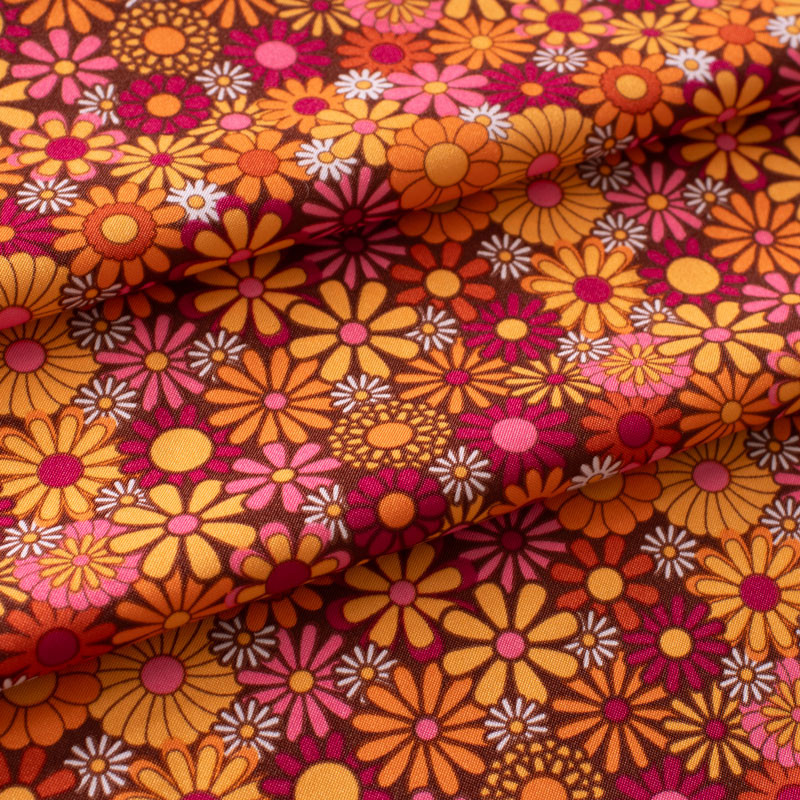 Polyetster-stof-met-vintage-print-oranje-en-roos-gebloemd