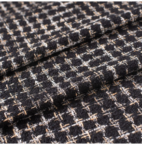 Tissu-tweed-haute-couture-tissé-en-France-noir-et-blanc