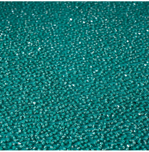 Handgeborduurde-viscose-met-smaragdgroene-glasparels